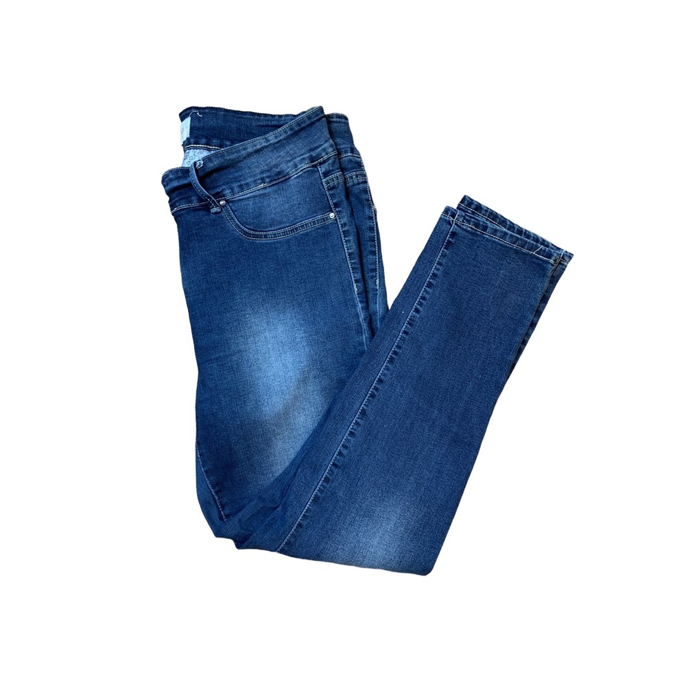 White Mark Dark Wash Jeans